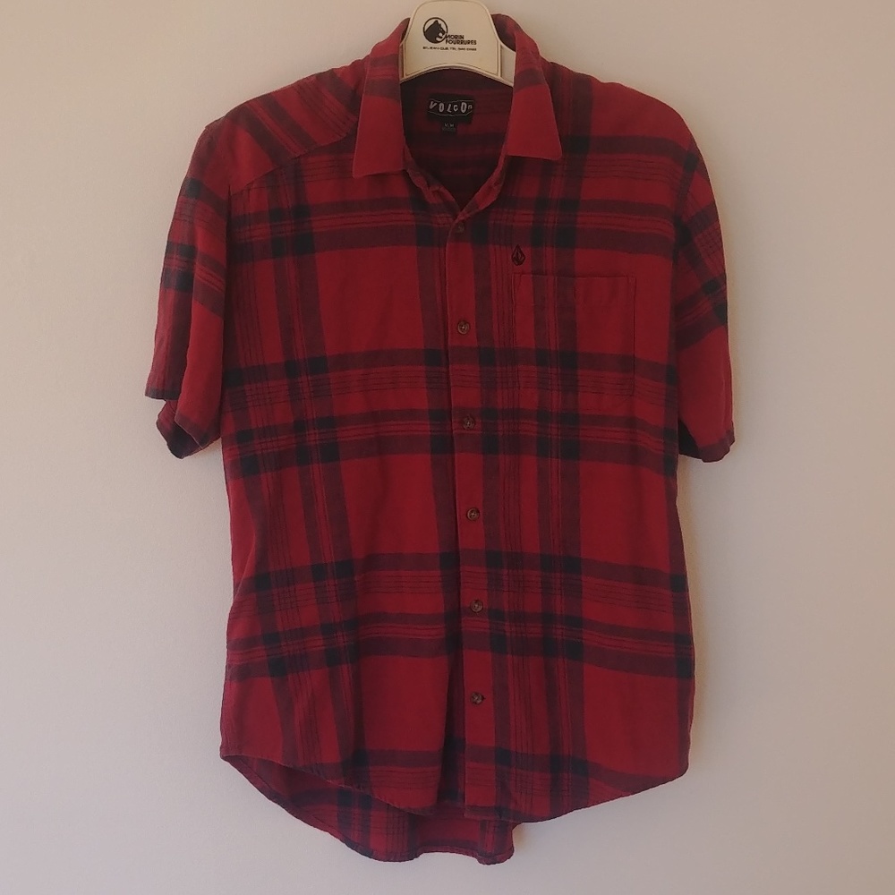 Volcom button shirt